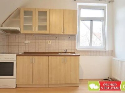 Praha  Jinonice, byt 2+KK (43 m2) v podkroví rodinného domu