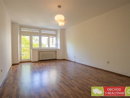 Praha - Vinohrady, byt 2+1 o výměře 93 m2 (dva balkony)