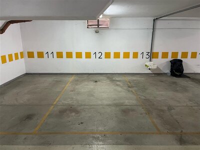 Praha - Jinonice, garážové stání 