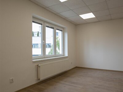 Říčany / kancelář 12 m2