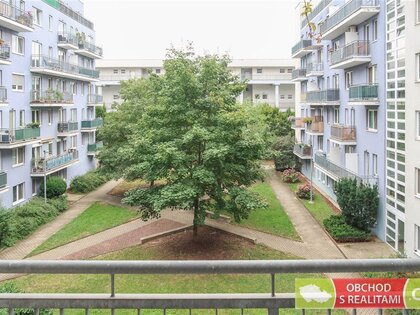 The 1+KNT apartment unit with a balcony