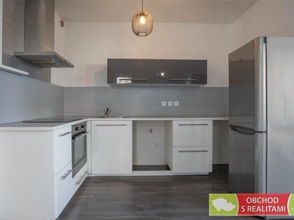 Prague 10 / Strašnice, apartment unit 2+KNT / terrace