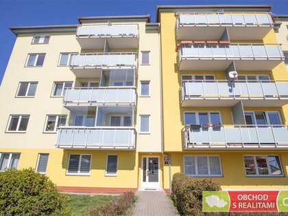 Praha - Horní Měcholupy, byt 1+KK s balkonem a sklepem
